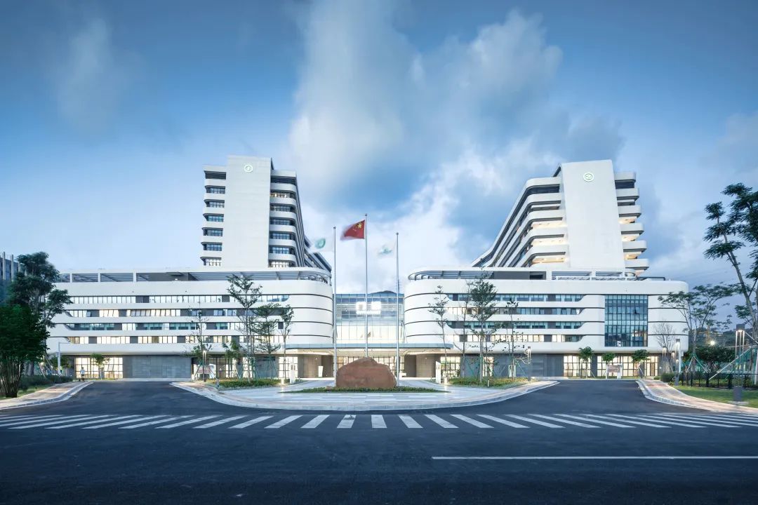 塑造健康湾区,推进医疗卫生事业协同发展——珠海市第三人民医院/珠海市精神卫生中心/珠海市核酸检测中心正式揭牌 塑造健康湾区,推进医疗卫生事业协同发展——珠海市第三人民医院/珠海市精神卫生中心/珠海市核酸检测中心正式揭牌