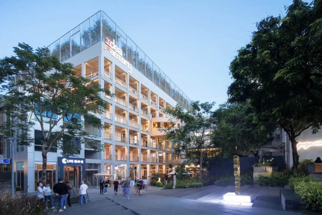 这些建筑“脑壳在发光”,带你看13组屋顶空间创意设计 这些建筑“脑壳在发光”,带你看13组屋顶空间创意设计