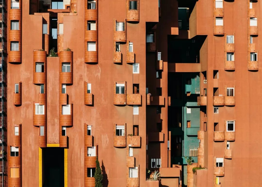 巨星陨落丨里卡多·波菲(Ricardo Bofill)西班牙鬼才建筑师的梦幻世界【环球建筑】 巨星陨落丨里卡多·波菲(Ricardo Bofill)西班牙鬼才建筑师的梦幻世界【环球建筑】