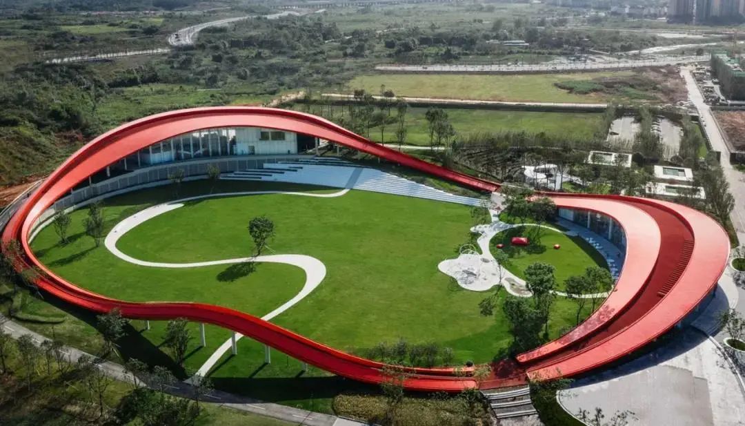 这些建筑“脑壳在发光”,带你看13组屋顶空间创意设计 这些建筑“脑壳在发光”,带你看13组屋顶空间创意设计