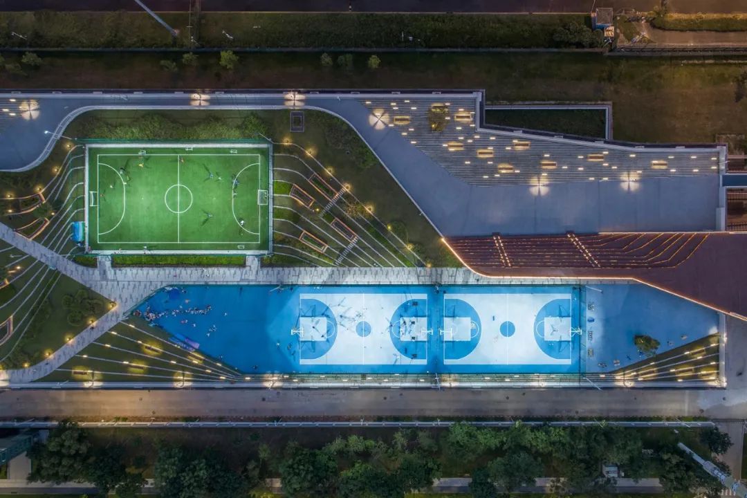 这些建筑“脑壳在发光”,带你看13组屋顶空间创意设计 这些建筑“脑壳在发光”,带你看13组屋顶空间创意设计