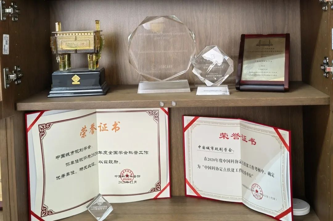 方圆阁荐书（第二期）：正逢读书好时节