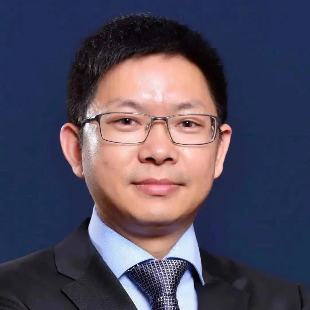 坚持科学治理、源头治理、系统治理，深入打好城市黑臭水体治理攻坚战