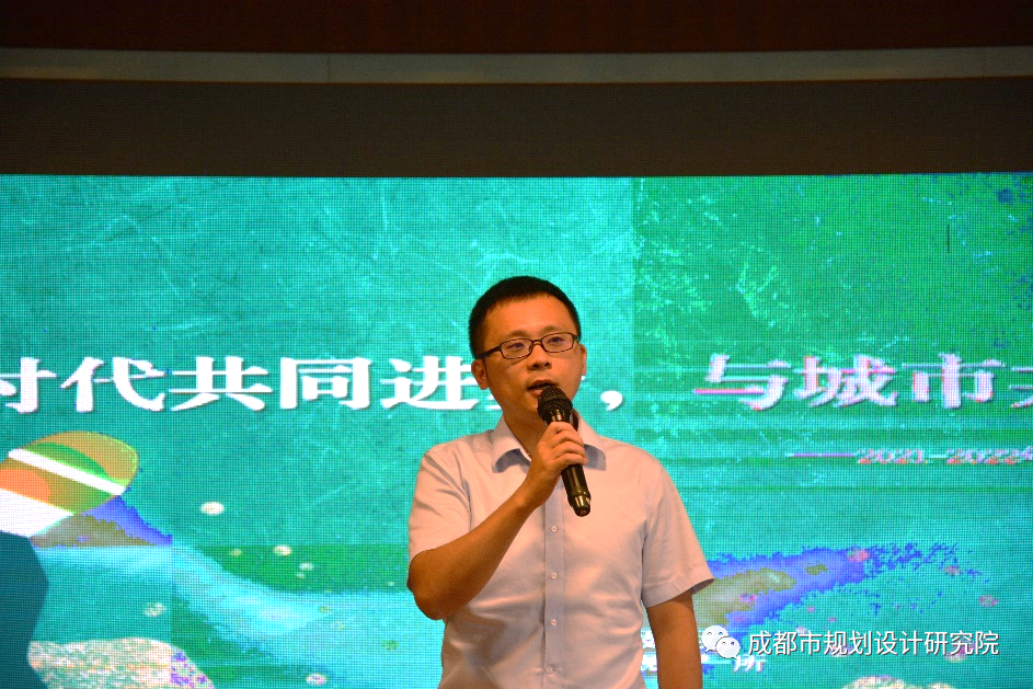 与时代共同进步，与城市共同成长——2021-2022年度院级优秀项目交流展示暨2022年第一次学术交流节活动隆重举行