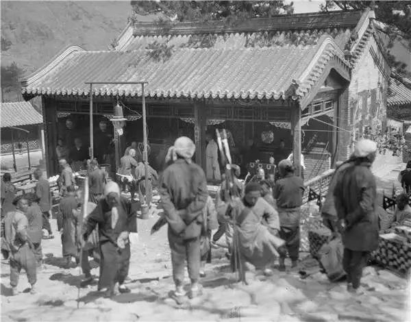 京城古迹丨妙峰金顶:沿着京西古香道,前往中国民俗学的圣地 京城古迹丨妙峰金顶:沿着京西古香道,前往中国民俗学的圣地