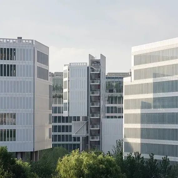 成都远洋太古里进入第七年,依旧“未完待续” 成都远洋太古里进入第七年,依旧“未完待续”