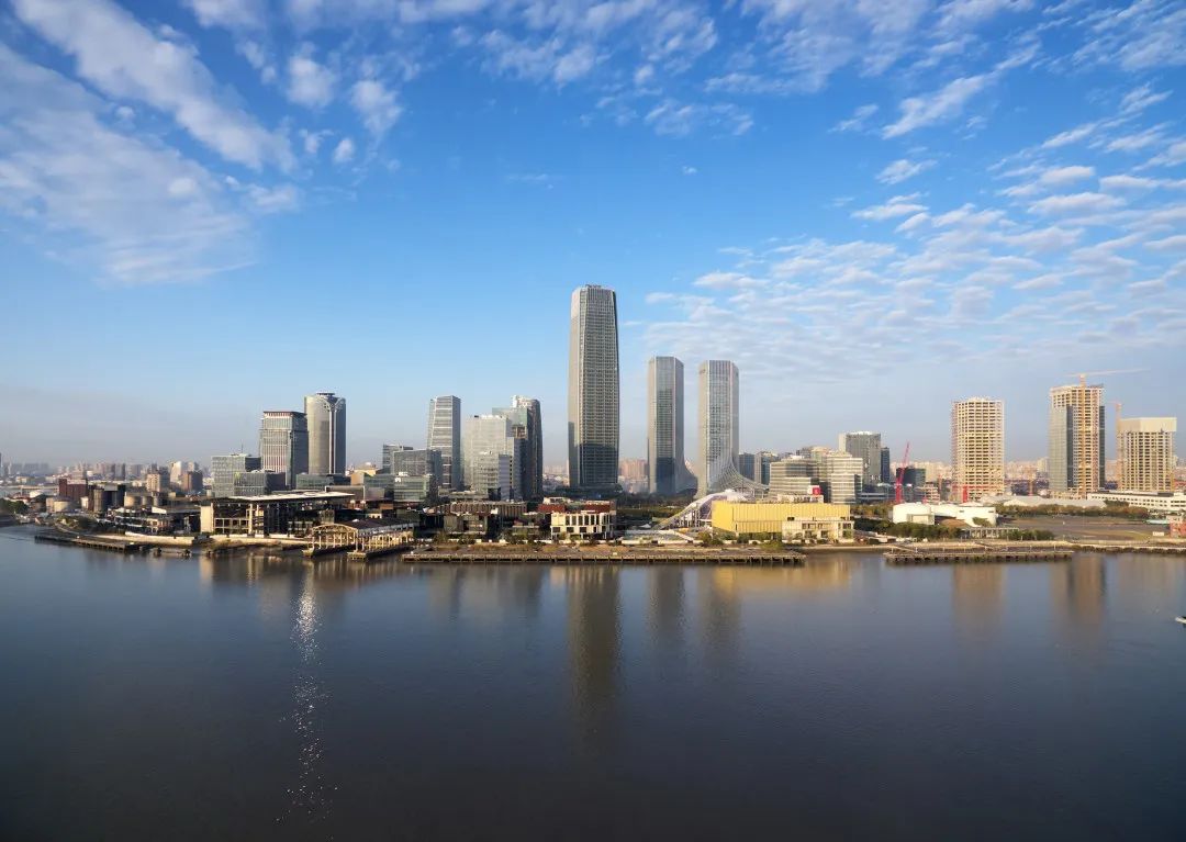 “星”光飞“扬”:黄浦江西岸再一超高层即将投用 “星”光飞“扬”:黄浦江西岸再一超高层即将投用