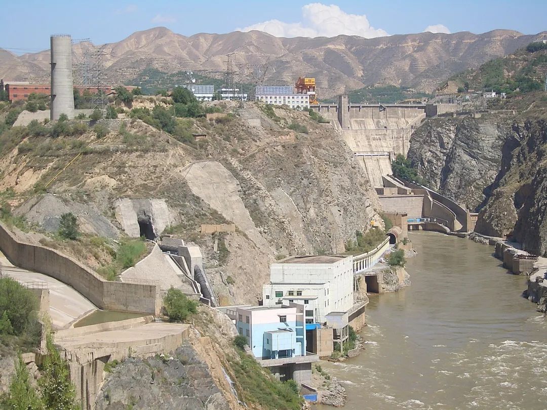水泥如何建设中国？