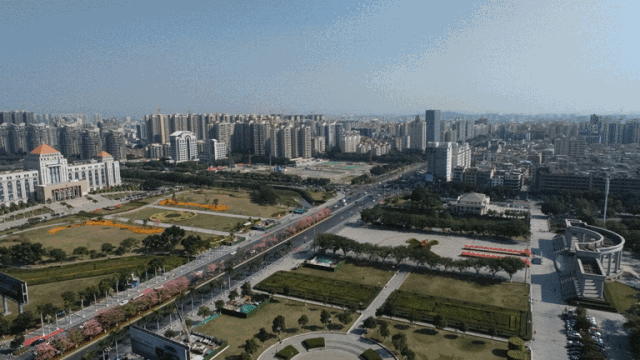 给地铁站点的非机动车安个“家”|花都社区设计师 给地铁站点的非机动车安个“家”|花都社区设计师