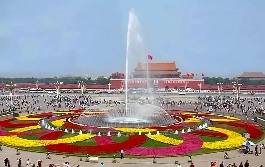 1986-2022年,天安门广场国庆大花篮集锦! 1986-2022年,天安门广场国庆大花篮集锦!