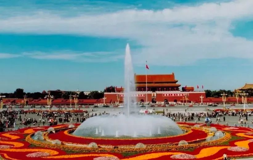 1986-2022年,天安门广场国庆大花篮集锦! 1986-2022年,天安门广场国庆大花篮集锦!