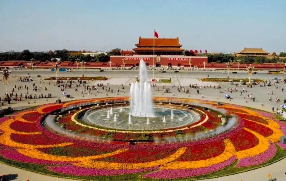 1986-2022年,天安门广场国庆大花篮集锦! 1986-2022年,天安门广场国庆大花篮集锦!