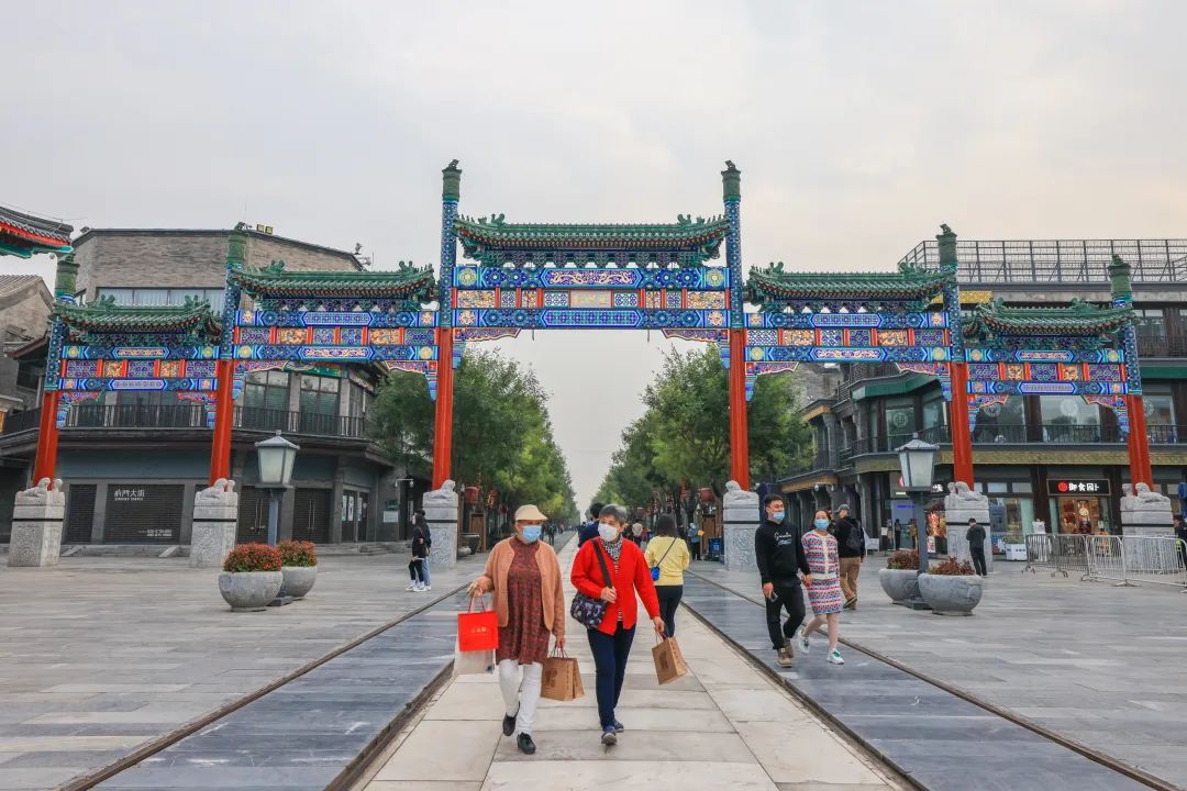 中轴线重要建筑前门五牌楼崭新亮相