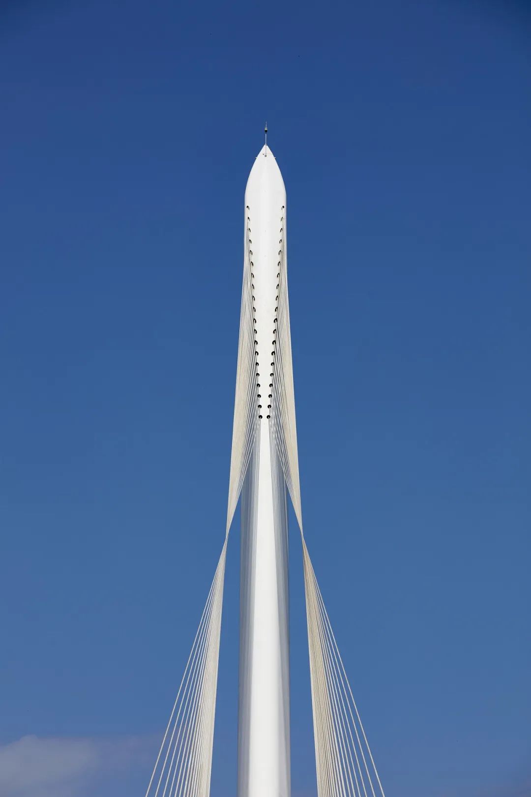 北天府石亭江上的“桥”,召唤建筑师为一座城市带来“诗意” 北天府石亭江上的“桥”,召唤建筑师为一座城市带来“诗意”
