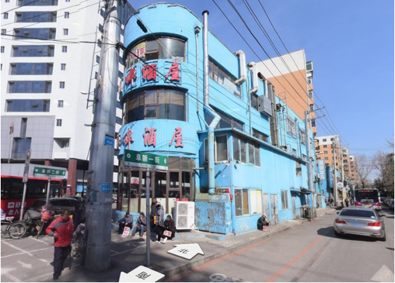 我更愿意讲述那些跟人们日常生活相关的微小的市井空间...... 我更愿意讲述那些跟人们日常生活相关的微小的市井空间......