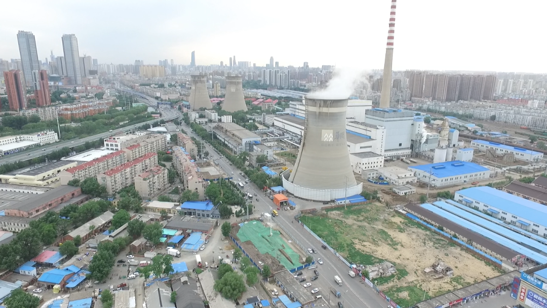 我更愿意讲述那些跟人们日常生活相关的微小的市井空间...... 我更愿意讲述那些跟人们日常生活相关的微小的市井空间......