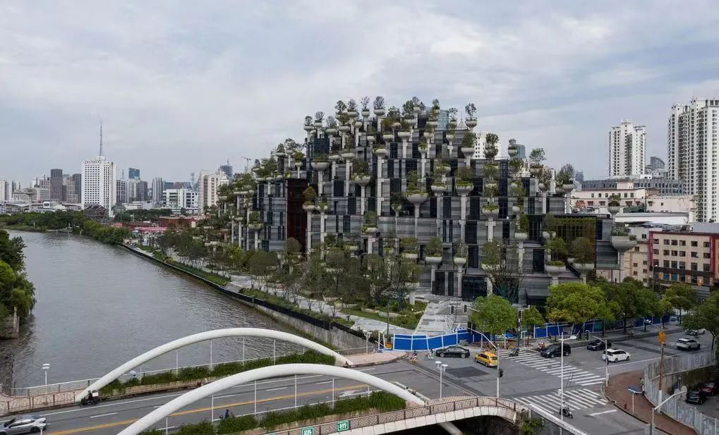 建筑畅言网2022年第十三届中国十大丑陋建筑评选结果重磅揭晓