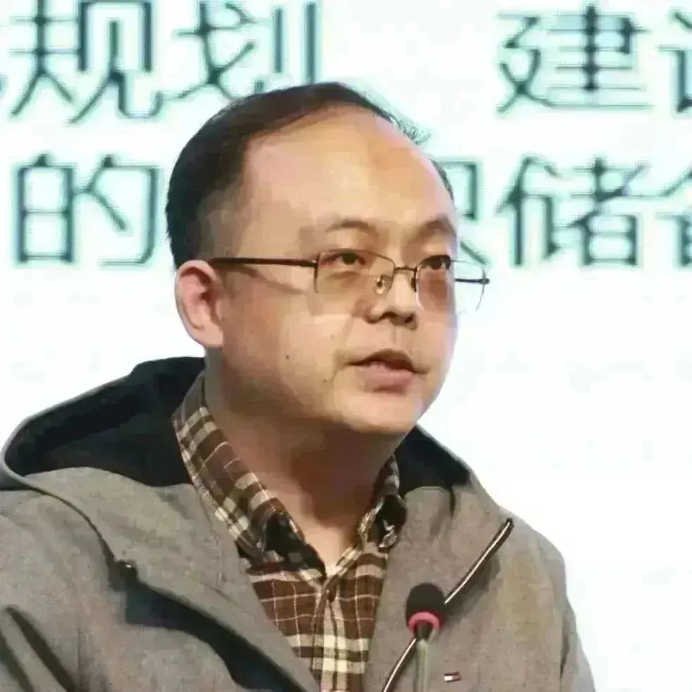会议快讯：上规院2022年度业务大会学组交流（第一天），专设研究平台、重点战略地区跟踪、总体规划和区域规划