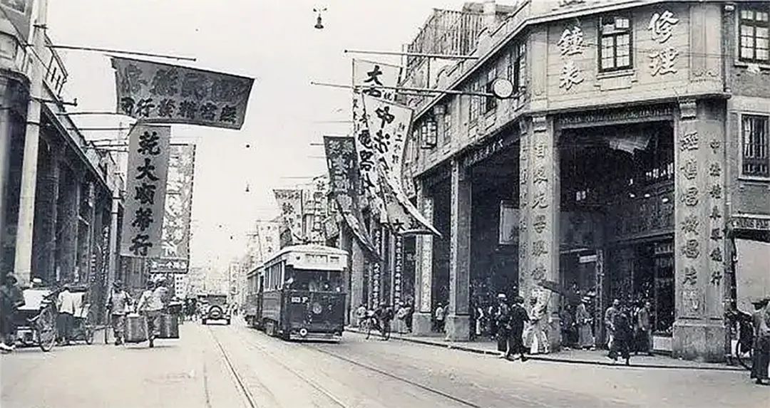 【遗珠拾粹】国家历史文化名城研究中心历史街区调研 —— 上海市黄浦区金陵东路骑楼街