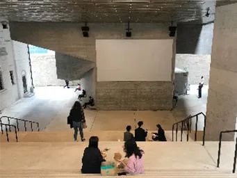 城市文化遗产活化中的空间、活动与社会价值——以上海上生新所和香港大馆为例
