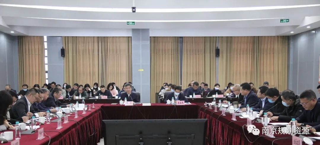我市召开在宁房地产开发企业代表座谈会