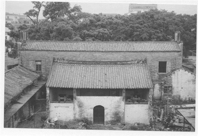 产业迭代与空间演进要素分析 ——东莞市产业发展历程及空间演变的特征 产业迭代与空间演进要素分析 ——东莞市产业发展历程及空间演变的特征
