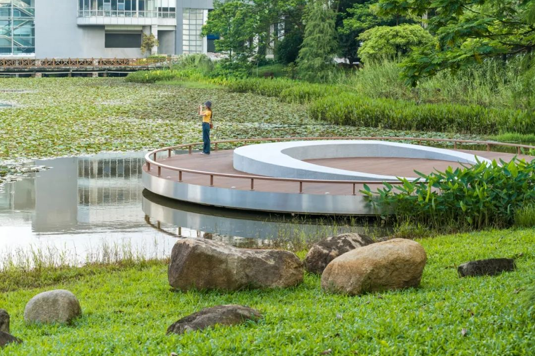 与湖为一 ,与人为新:松山湖中心区设计 与湖为一 ,与人为新:松山湖中心区设计