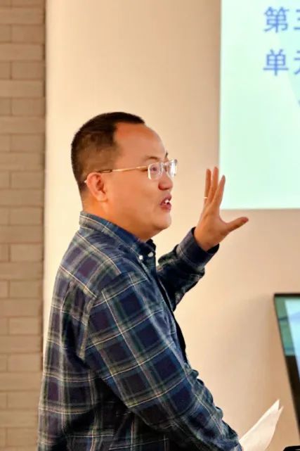 公共汽电车交通可持续发展座谈会在北京召开