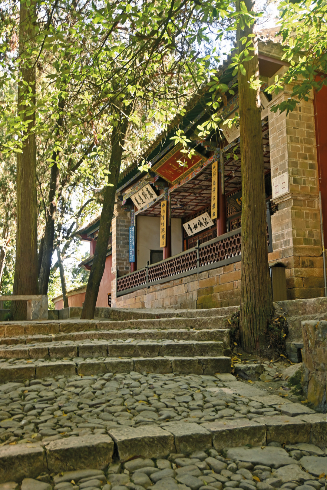 刘妍 秦瑞烨 | 山城水间的圣地与休闲：秀山历史建筑群