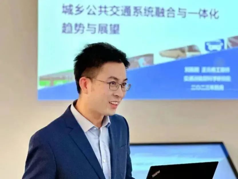 公共汽电车交通可持续发展座谈会在北京召开 公共汽电车交通可持续发展座谈会在北京召开