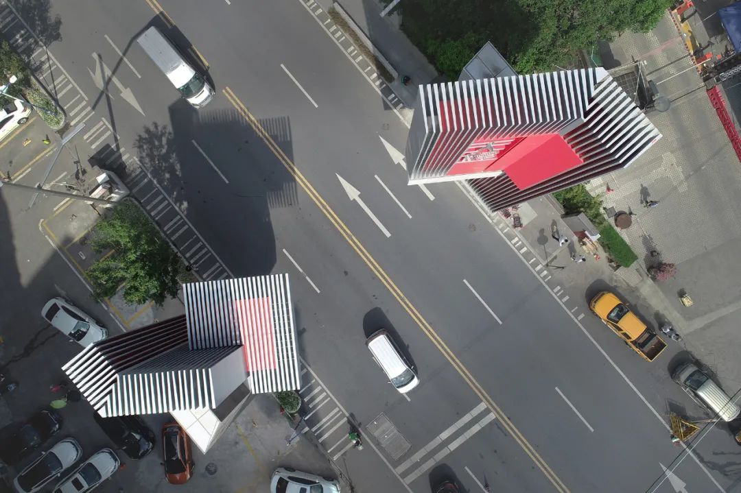 路过广州,船坞之上的“杂院”生活 路过广州,船坞之上的“杂院”生活