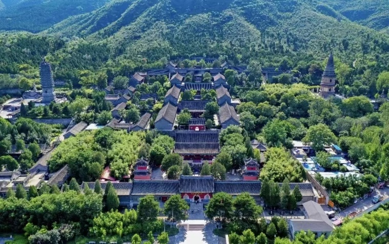 京城周末丨禅房花径缘客扫,一起逛逛那些藏在寺庙里的博物馆 京城周末丨禅房花径缘客扫,一起逛逛那些藏在寺庙里的博物馆
