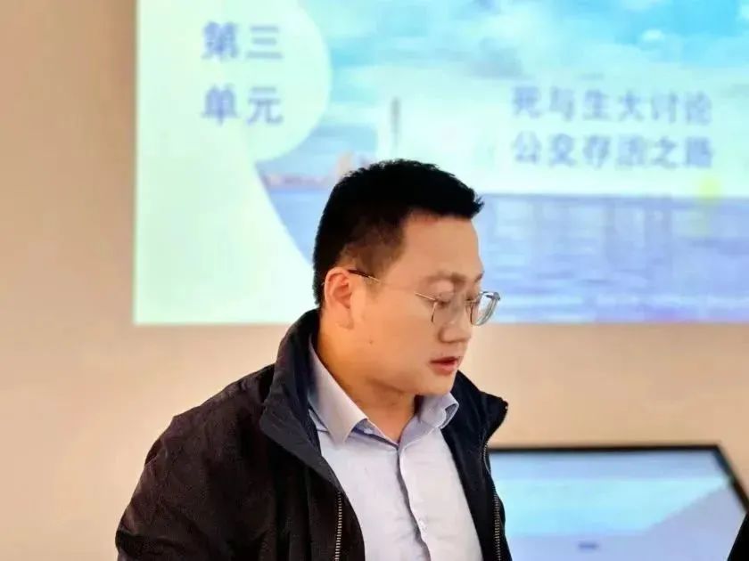 公共汽电车交通可持续发展座谈会在北京召开 公共汽电车交通可持续发展座谈会在北京召开
