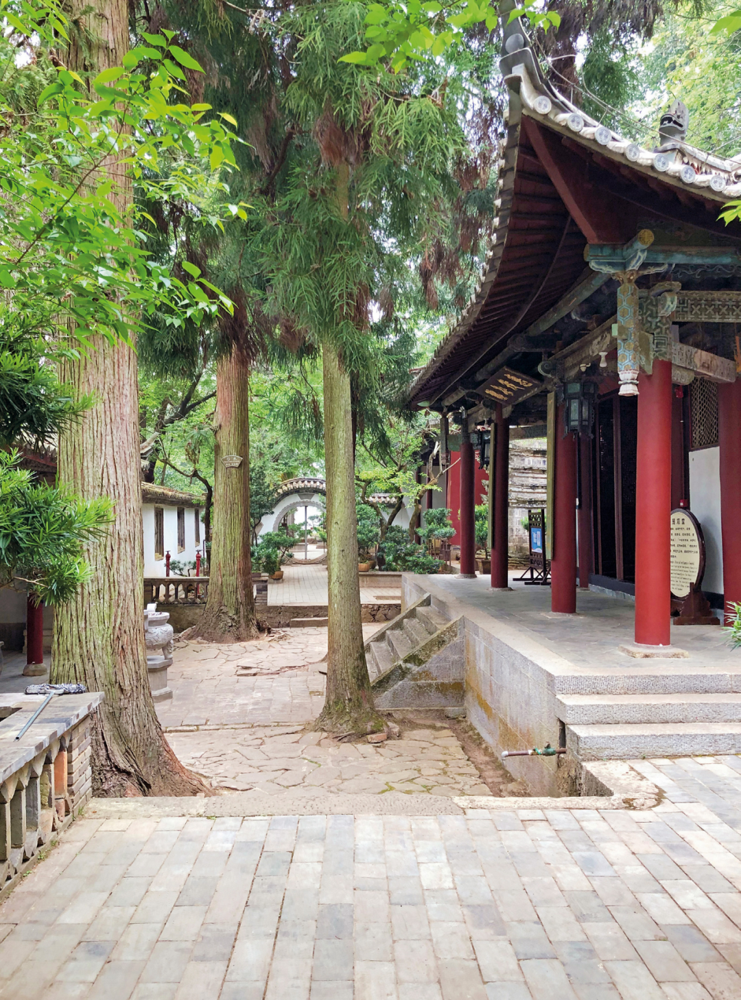 刘妍 秦瑞烨 | 山城水间的圣地与休闲：秀山历史建筑群