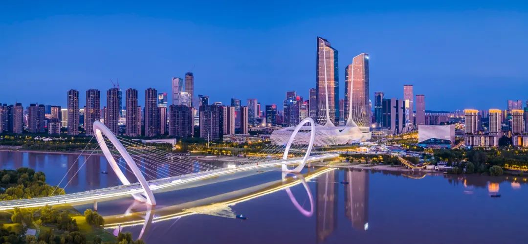 彰显南京风貌特色 提升城市空间品质 彰显南京风貌特色 提升城市空间品质