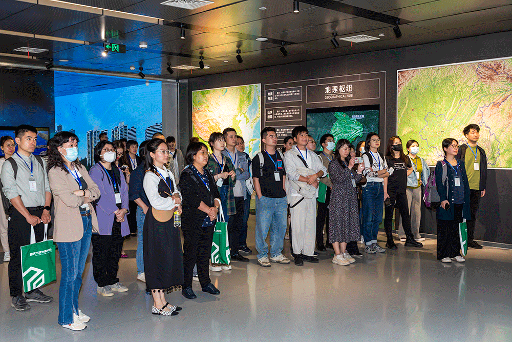 2022年中国城市规划学会住房与社区规划专业委员会年会在重庆顺利召开 2022年中国城市规划学会住房与社区规划专业委员会年会在重庆顺利召开