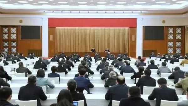 视点 | 上海市委书记陈吉宁:以新发展理念引领城市发展规划、建设标准、管理要求 视点 | 上海市委书记陈吉宁:以新发展理念引领城市发展规划、建设标准、管理要求