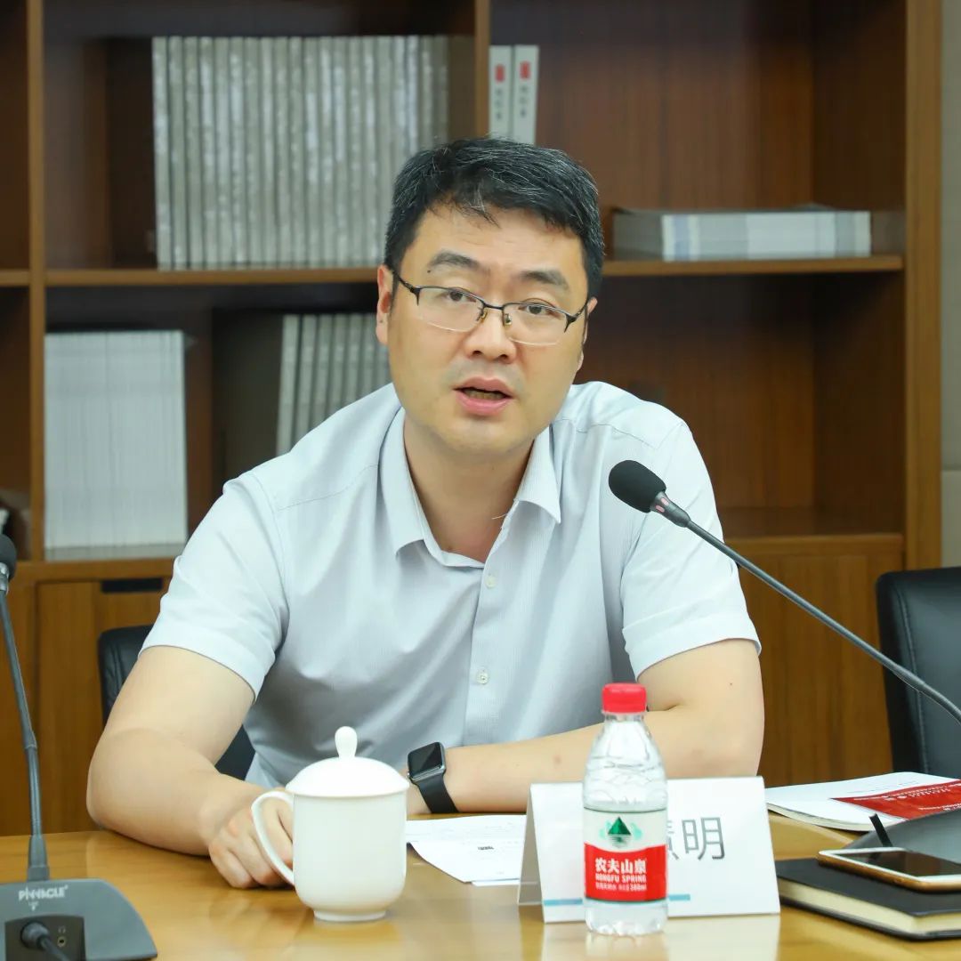 会议 | 聚焦“历史文化名城保护利用创新实践”，中国城市规划学会历史文化名城规划分会广州主题会议成功举办