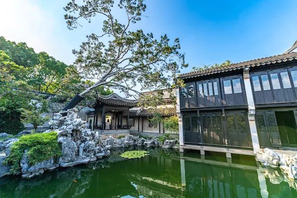古镇的“活化”,是不是只有旅游开发一条路? 古镇的“活化”,是不是只有旅游开发一条路?