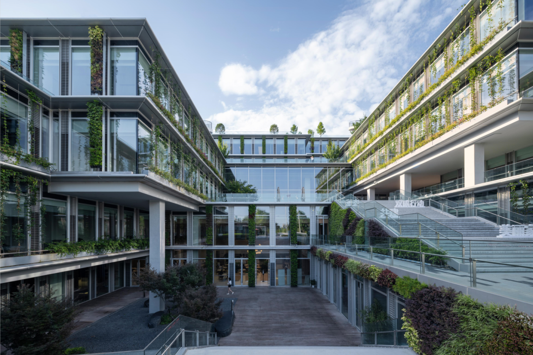 三星堆博物馆建筑师刘艺：比语言更适合评价建筑师的，是时间。