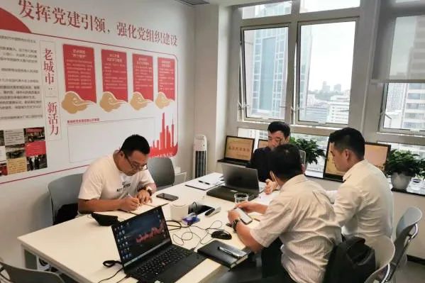 从“物质环境更新”到“社区长效治理”，新一轮老旧小区这样改｜社区设计师