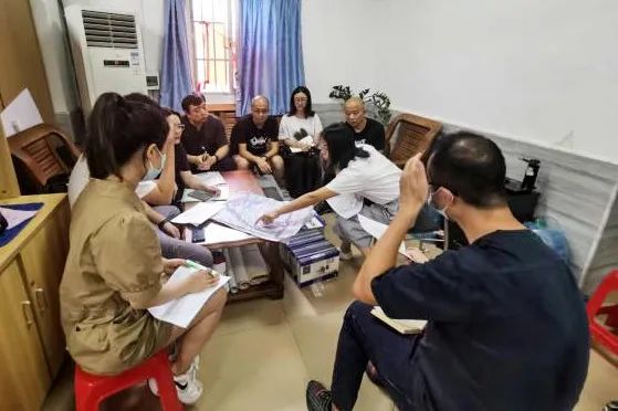 从“物质环境更新”到“社区长效治理”，新一轮老旧小区这样改｜社区设计师