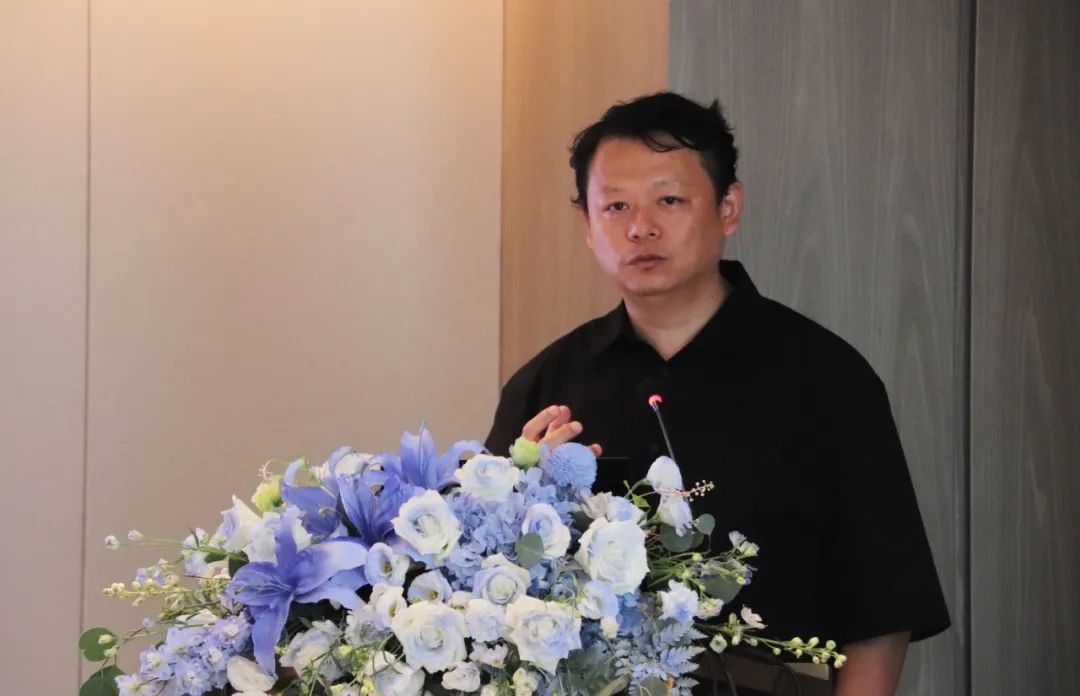 智能空间•空间智能方法与规划实施全周期会议顺利召开,《智能空间•规划实施智能数字官》白皮书发布 智能空间•空间智能方法与规划实施全周期会议顺利召开,《智能空间•规划实施智能数字官》白皮书发布