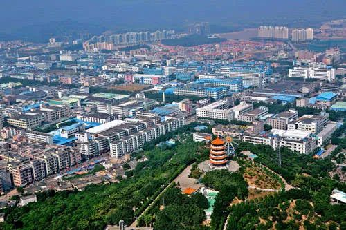 任泽平对谈张琦:新商业、新模式、新机遇 任泽平对谈张琦:新商业、新模式、新机遇