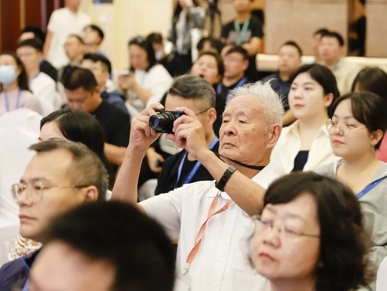 规划年会 学术对话四:城乡融合发展与乡村规划 | “追求可持续、循规律、长期性的乡村振兴” 规划年会 学术对话四:城乡融合发展与乡村规划 | “追求可持续、循规律、长期性的乡村振兴”