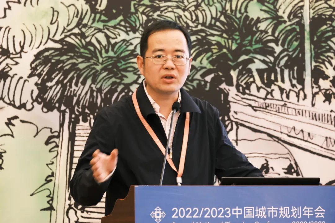 规划年会 | 学术对话三十：以人民为中心的新型城镇化