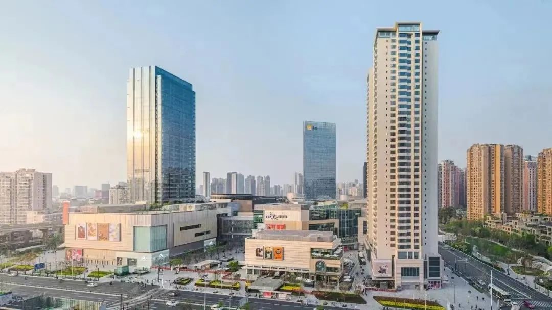 “万象”更新,以“广场”打开城市公共生活 “万象”更新,以“广场”打开城市公共生活