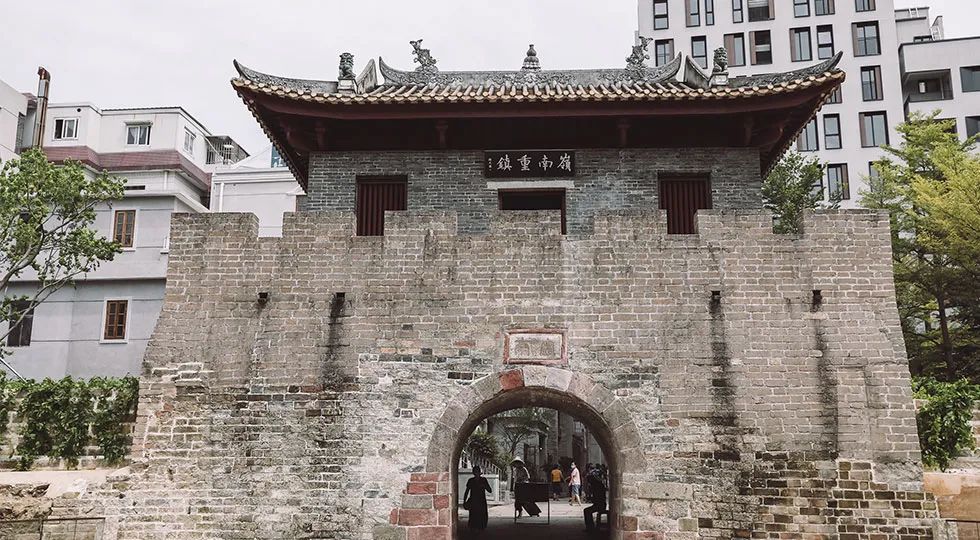告别“大拆大建”时代，城市如何跨越新旧边界？