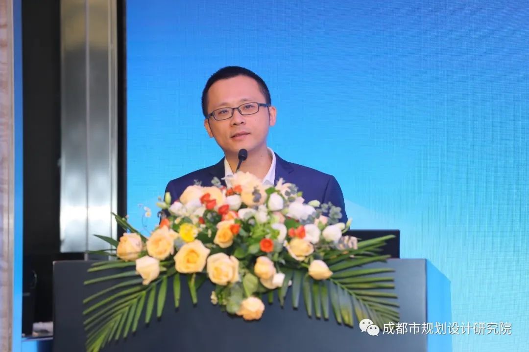 我院“与城市共同成长:新时代、新跨越”学术活动周——“学术交流”活动圆满举办 我院“与城市共同成长:新时代、新跨越”学术活动周——“学术交流”活动圆满举办