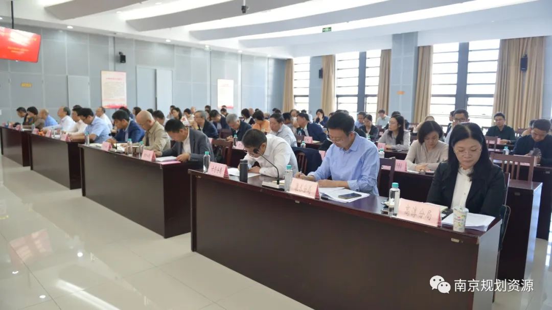 我局召开冲刺四季度重点工作推进会